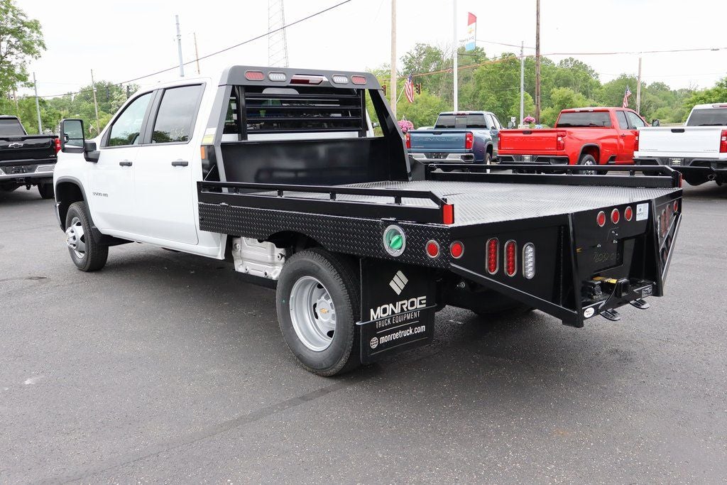 2025 Chevrolet Silverado 3500HD Work Truck w/ 9' Hillsboro Gooseneck Flatbed
