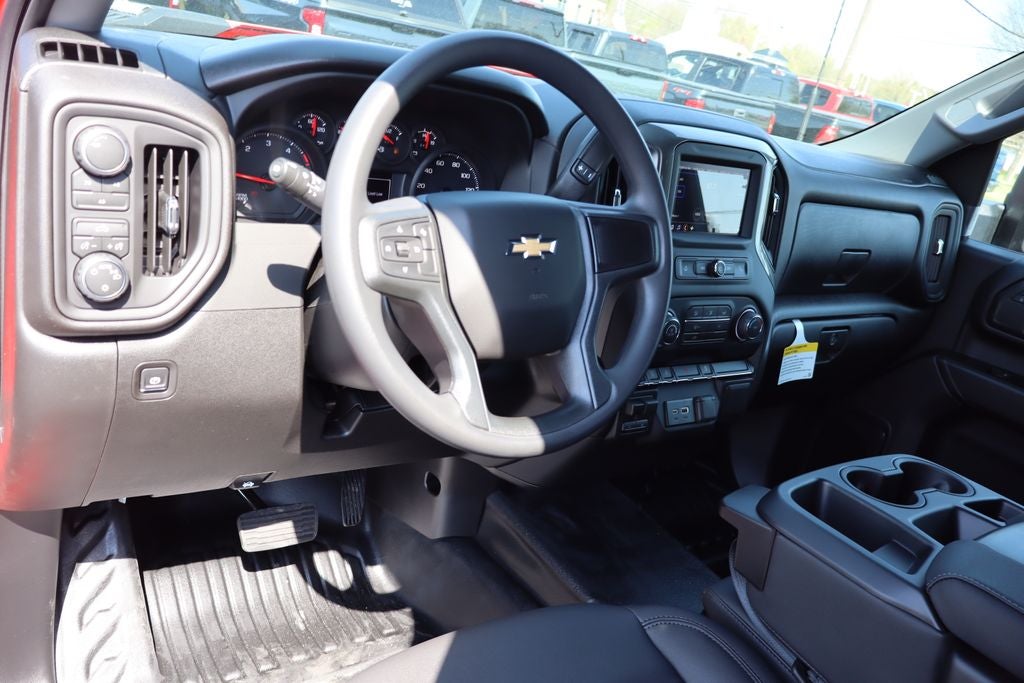 2026 Chevrolet Silverado 3500HD Chassis Work Truck DRW