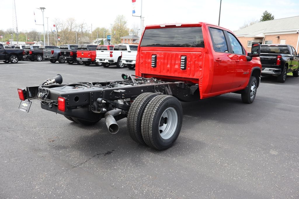 2026 Chevrolet Silverado 3500HD Chassis LT