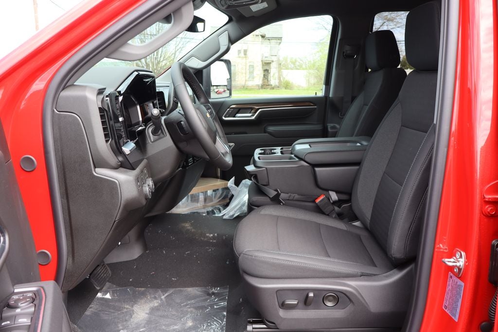 2026 Chevrolet Silverado 3500HD Chassis LT