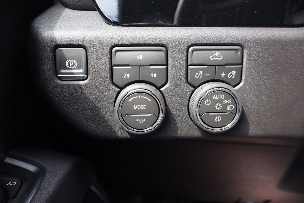 2026 Chevrolet Silverado 3500HD Chassis LT