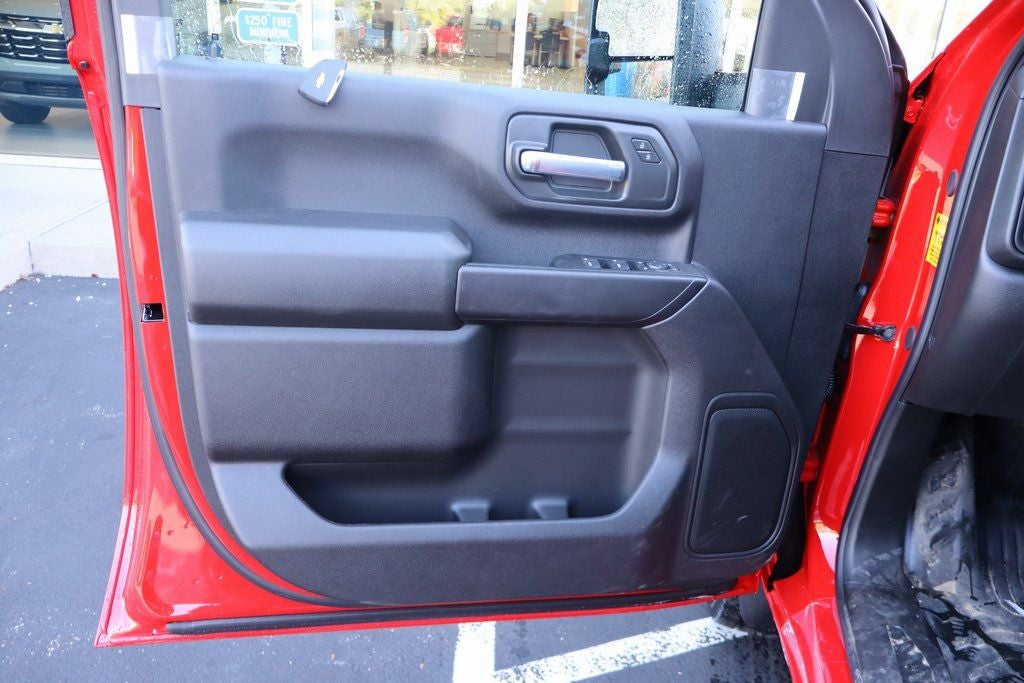 2025 Chevrolet Silverado 2500HD Work Truck W/ Boss 8'2" Steel V-DXT Snow Plow