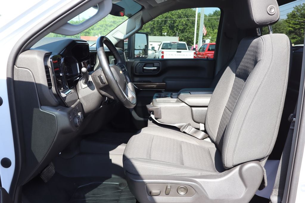 2024 Chevrolet Silverado 3500HD LT