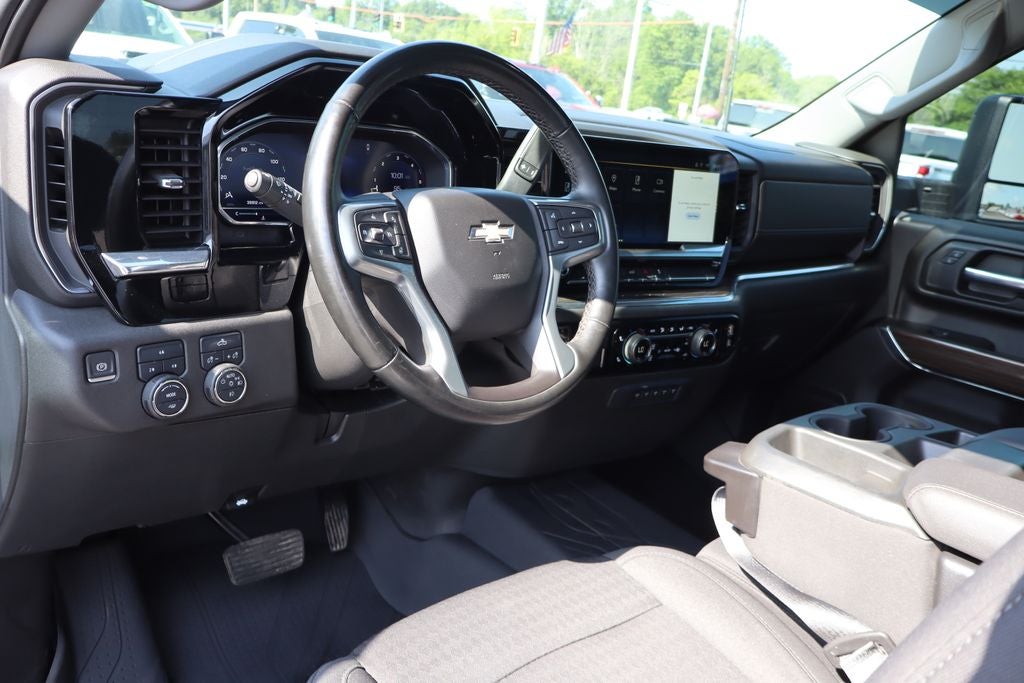 2024 Chevrolet Silverado 3500HD LT