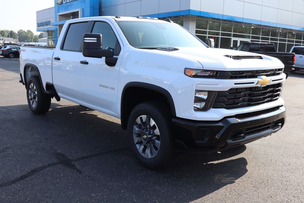 2026 Chevrolet Silverado 2500HD Custom
