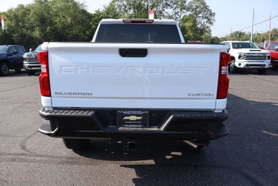 2026 Chevrolet Silverado 2500HD Custom