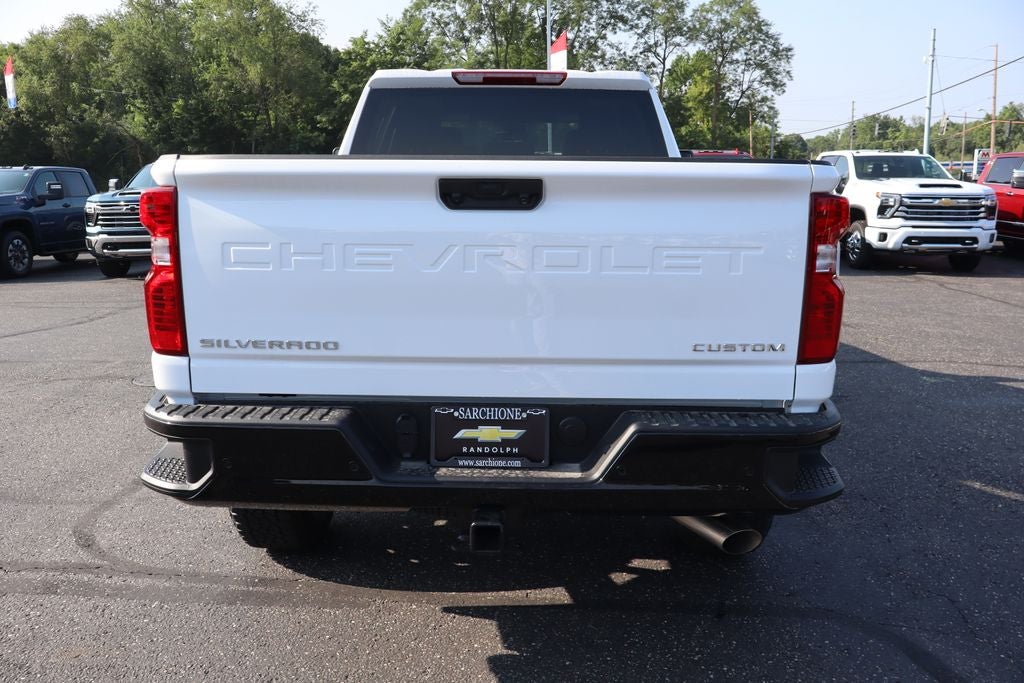 2026 Chevrolet Silverado 2500HD Custom