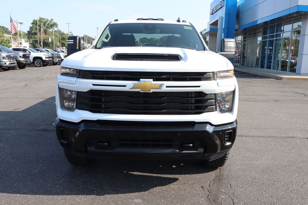 2026 Chevrolet Silverado 2500HD Custom