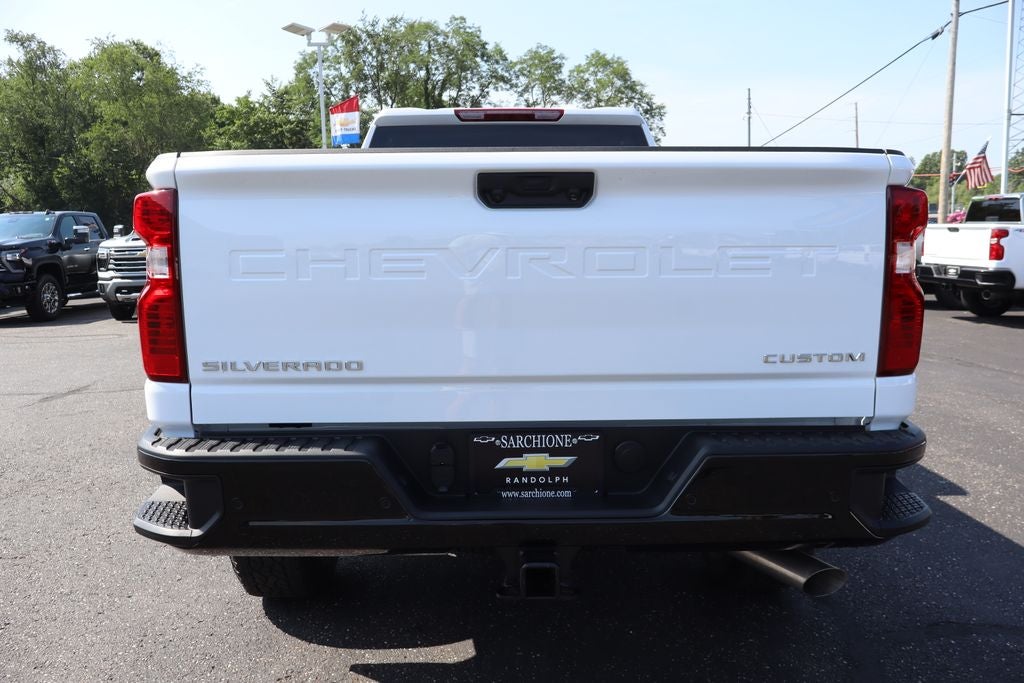 2026 Chevrolet Silverado 2500HD Custom