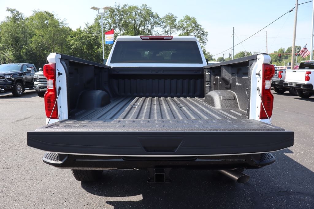 2026 Chevrolet Silverado 2500HD Custom