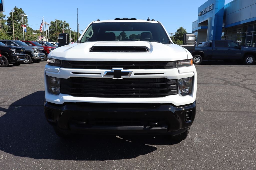 2026 Chevrolet Silverado 2500HD Custom