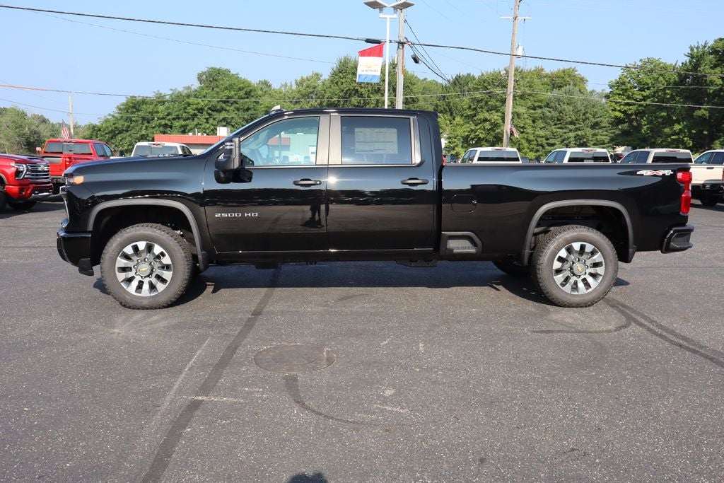 2026 Chevrolet Silverado 2500HD Custom