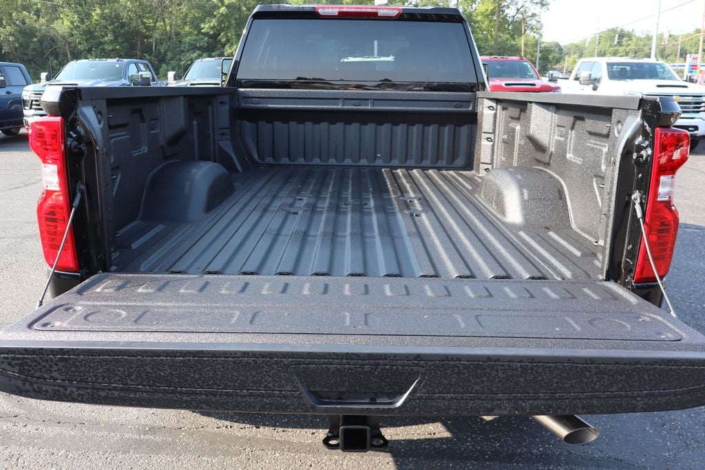 2026 Chevrolet Silverado 2500HD Custom