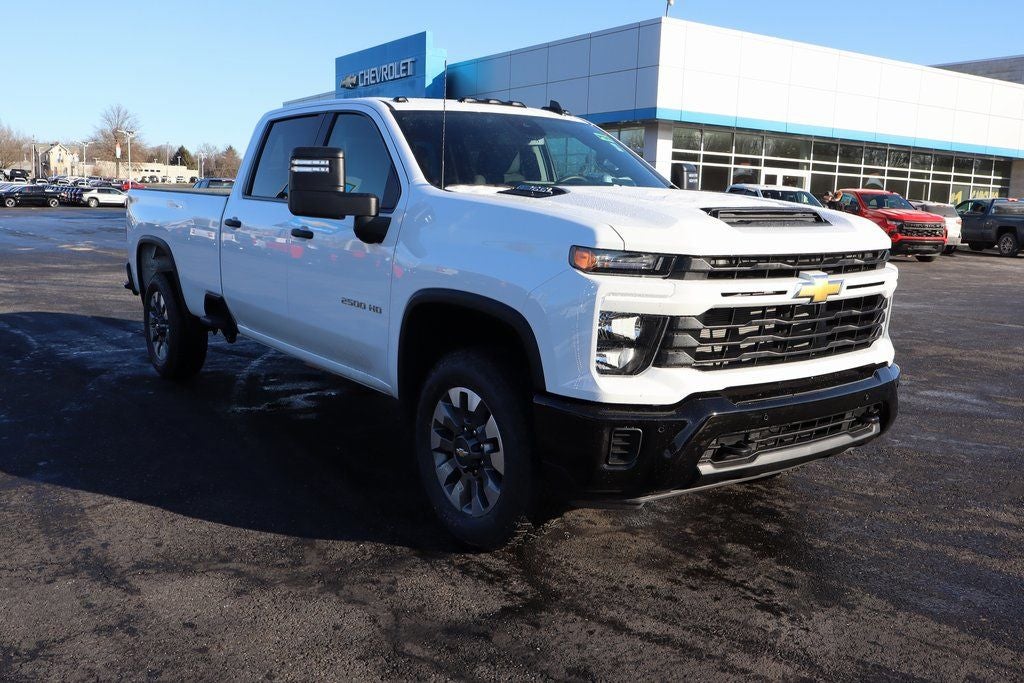 2026 Chevrolet Silverado 2500HD Custom