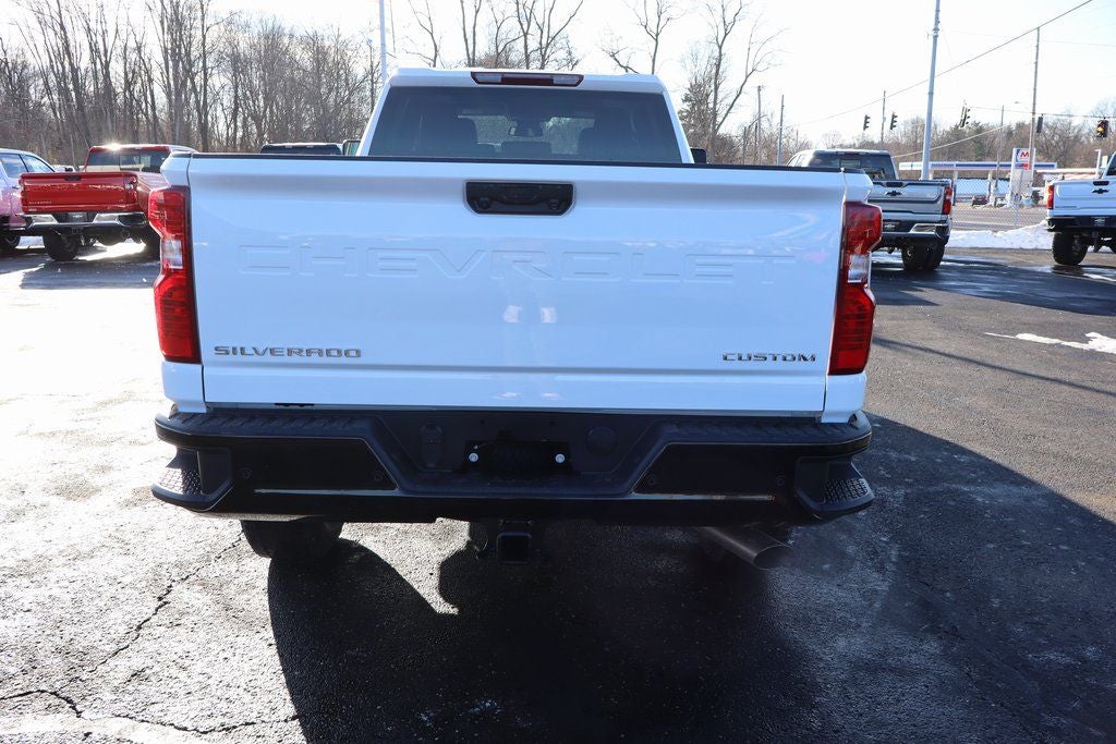 2026 Chevrolet Silverado 2500HD Custom