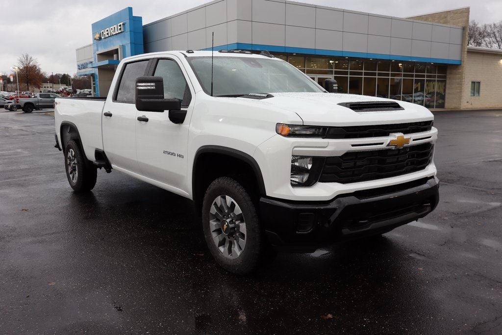 2026 Chevrolet Silverado 2500HD Custom