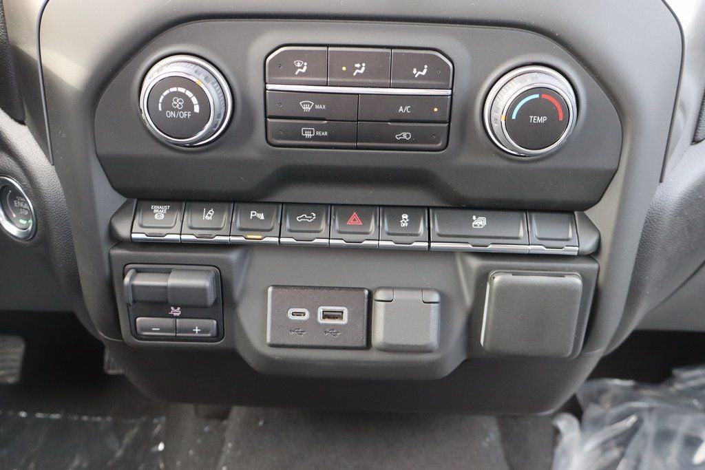2025 Chevrolet Silverado 2500HD Custom