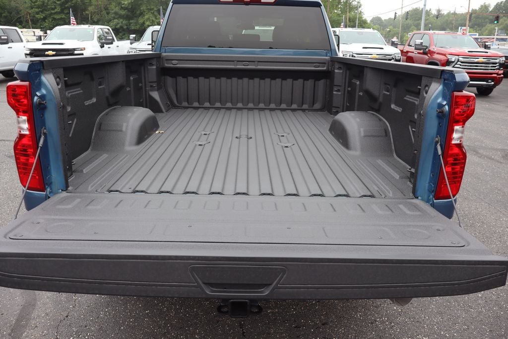 2026 Chevrolet Silverado 2500HD Custom