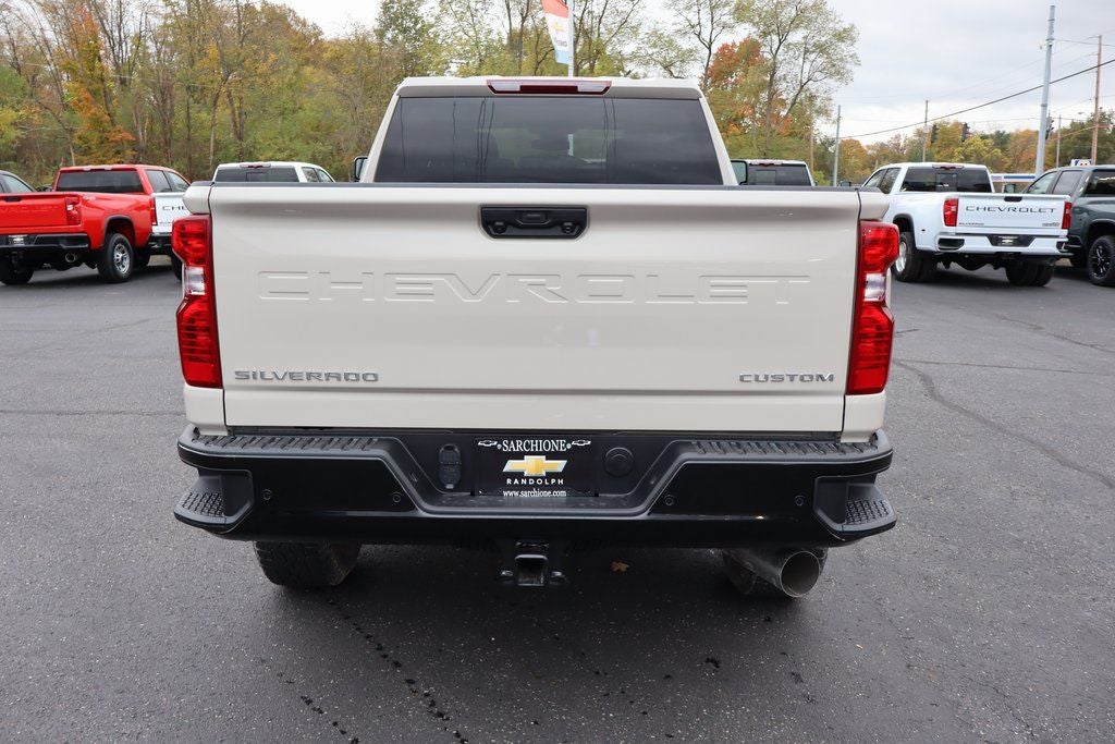 2026 Chevrolet Silverado 2500HD Custom