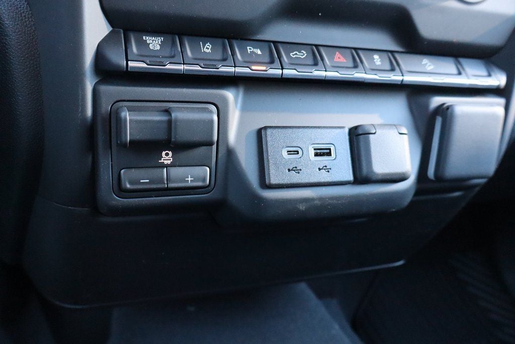 2026 Chevrolet Silverado 2500HD Custom