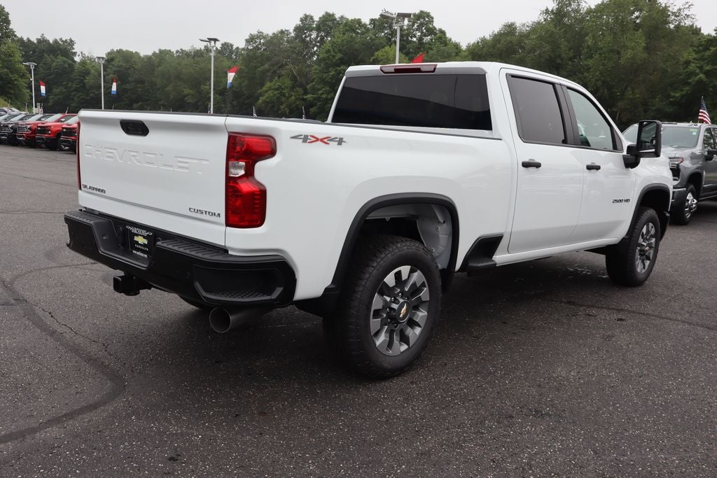 2026 Chevrolet Silverado 2500HD Custom