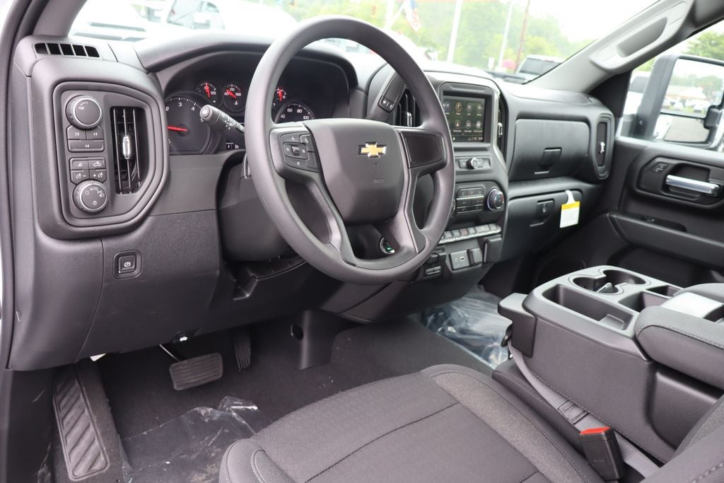 2026 Chevrolet Silverado 2500HD Custom