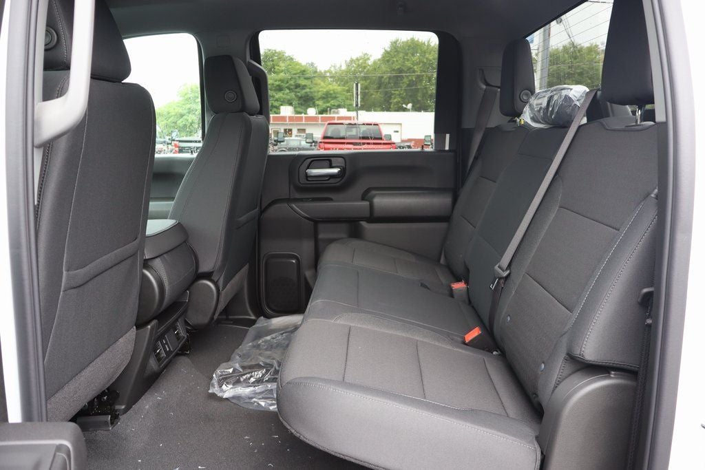 2025 Chevrolet Silverado 2500HD Custom