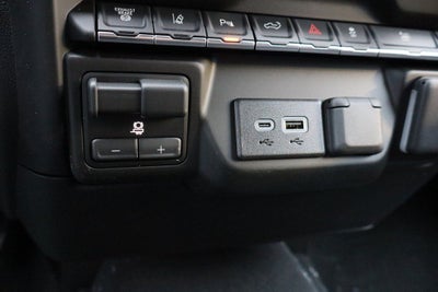 2026 Chevrolet Silverado 2500HD Custom