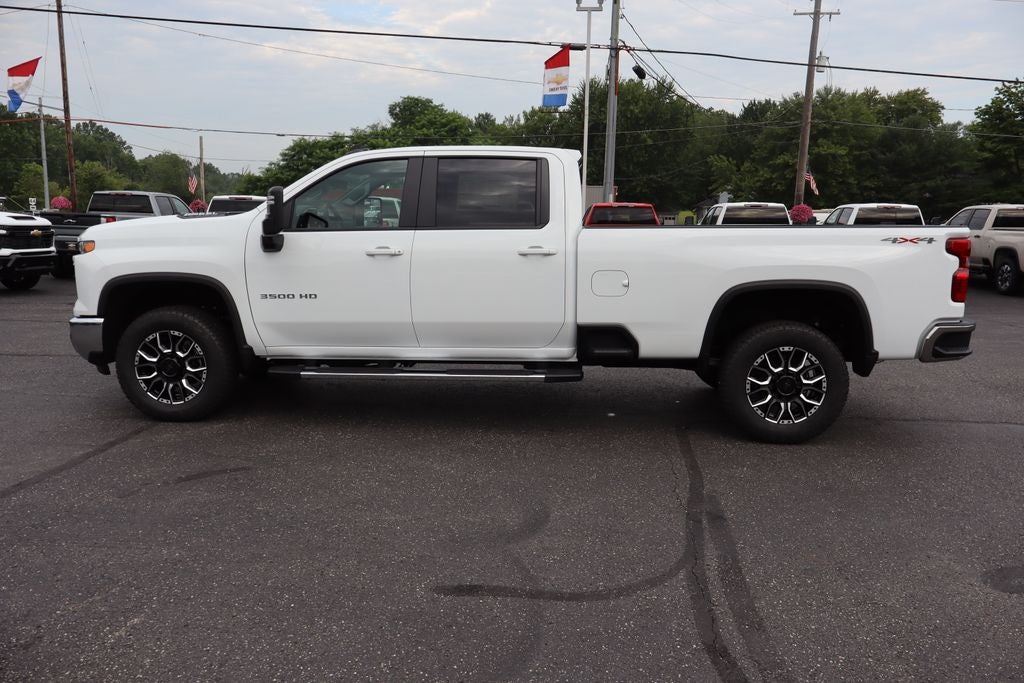 2026 Chevrolet Silverado 3500HD LT