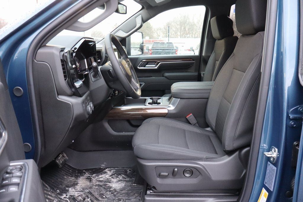 2026 Chevrolet Silverado 3500HD LT