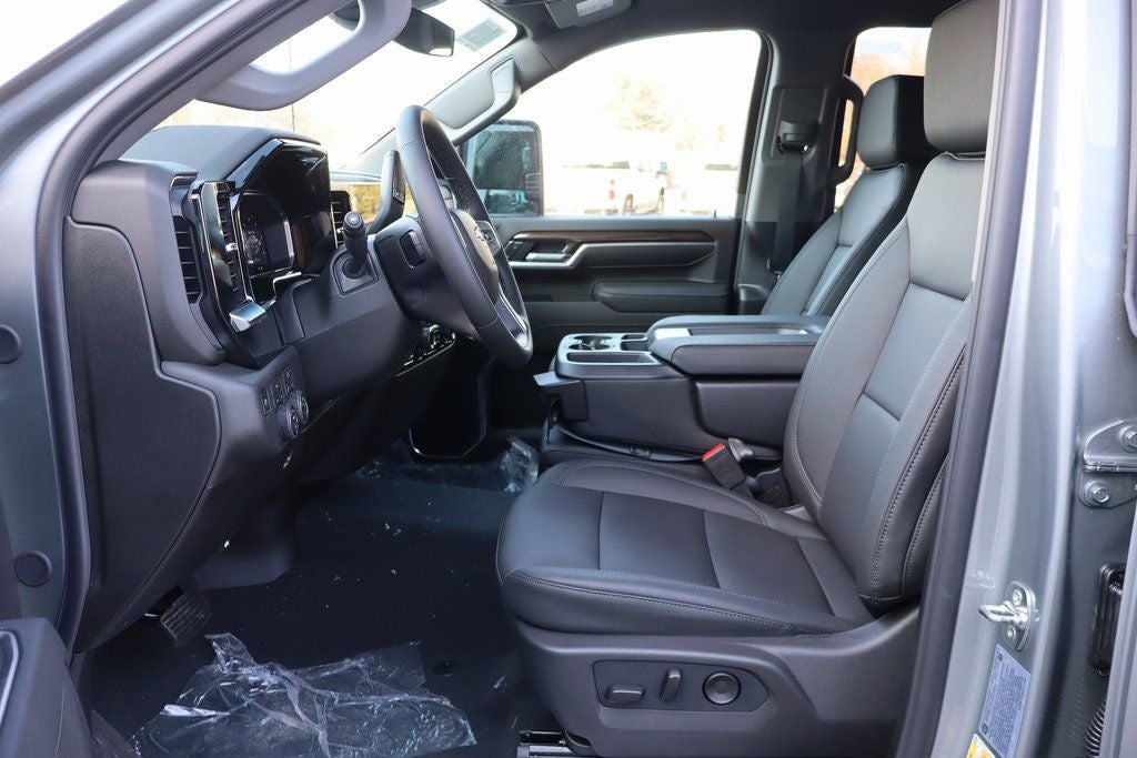 2026 Chevrolet Silverado 3500HD LT DRW