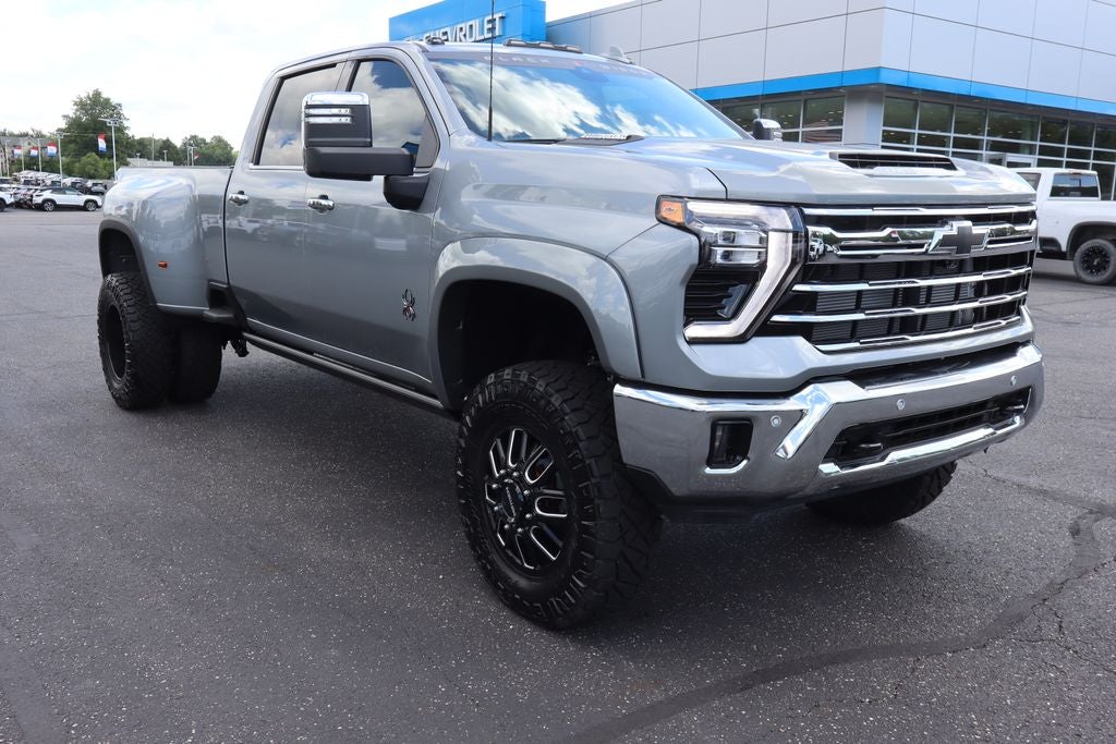 2026 Chevrolet Silverado 3500HD LTZ Black Widow Edition