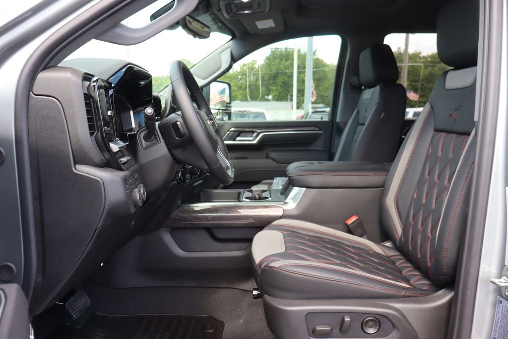 2026 Chevrolet Silverado 3500HD LTZ Black Widow Edition