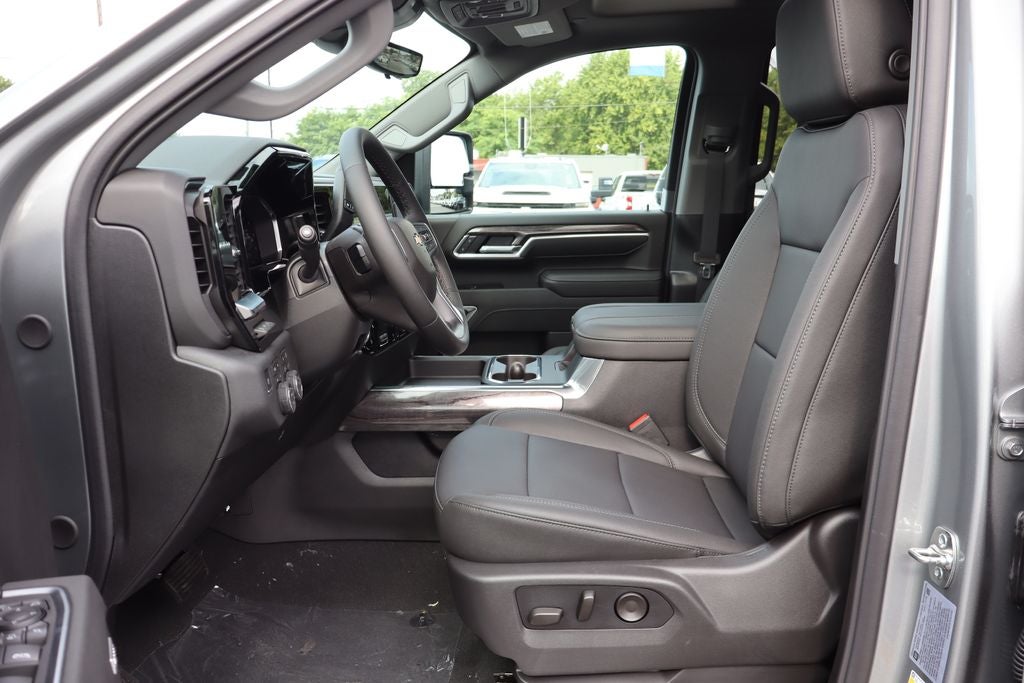 2026 Chevrolet Silverado 3500HD LTZ