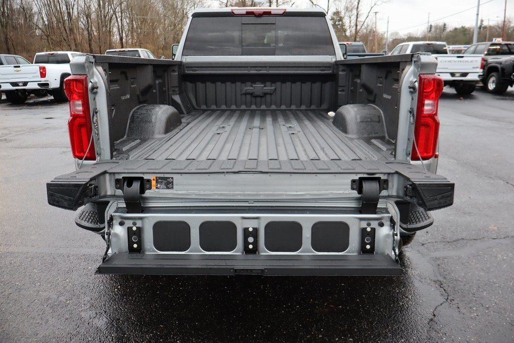 2026 Chevrolet Silverado 3500HD High Country DRW