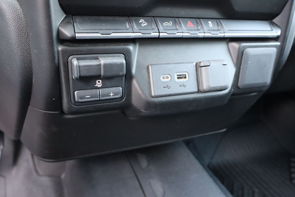 2023 Chevrolet Silverado 3500HD LT