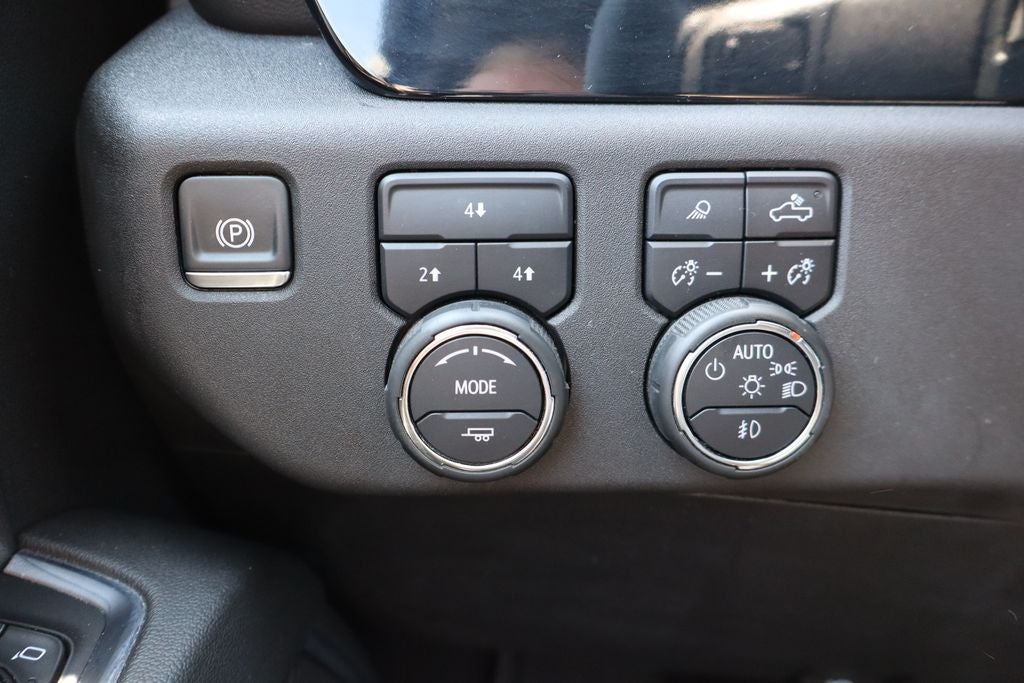 2024 Chevrolet Silverado 3500HD LT DRW