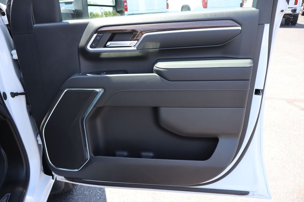 2024 Chevrolet Silverado 3500HD LT DRW