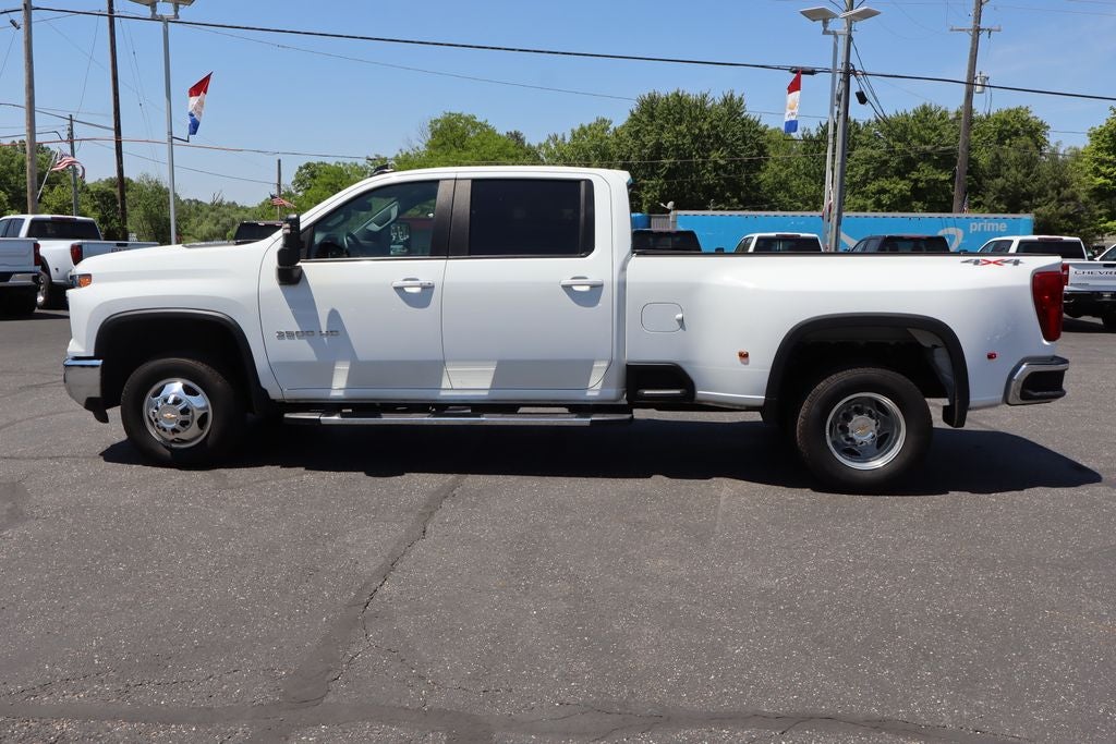 2024 Chevrolet Silverado 3500HD LT DRW