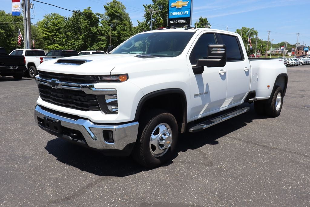 2024 Chevrolet Silverado 3500HD LT DRW