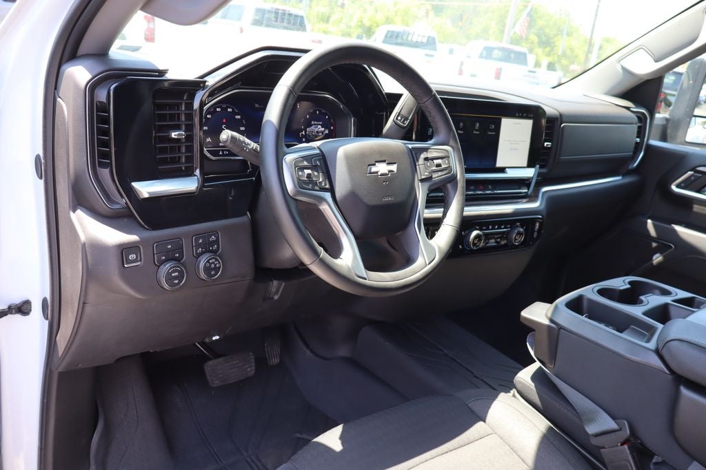 2024 Chevrolet Silverado 3500HD LT DRW