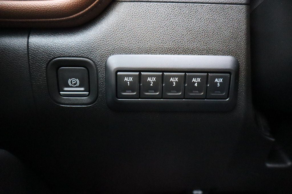 2023 Chevrolet Silverado 3500HD High Country