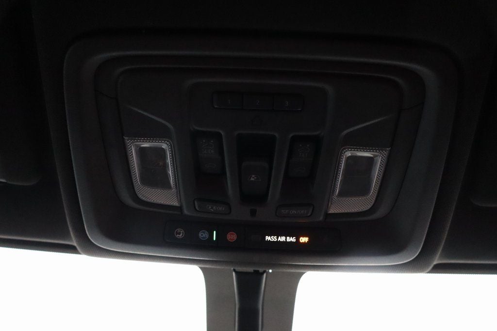 2023 Chevrolet Silverado 3500HD High Country