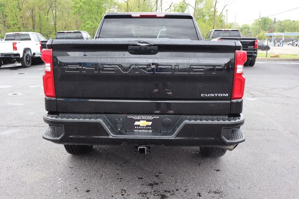 2021 Chevrolet Silverado 1500 Custom