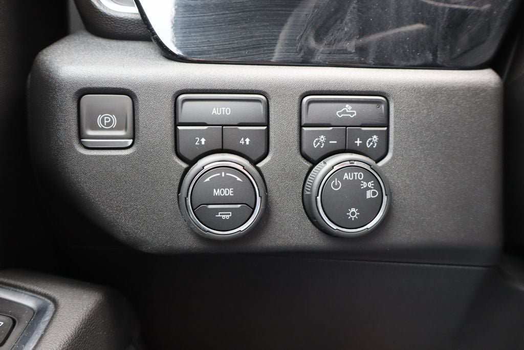 2023 Chevrolet Silverado 1500 LT LT1