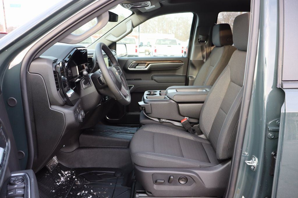 2026 Chevrolet Silverado 1500 LT LT1