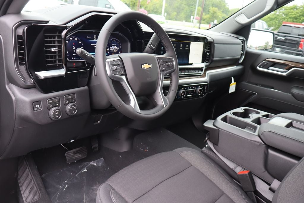 2026 Chevrolet Silverado 1500 LT LT1