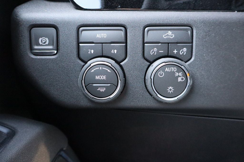 2026 Chevrolet Silverado 1500 LT LT1