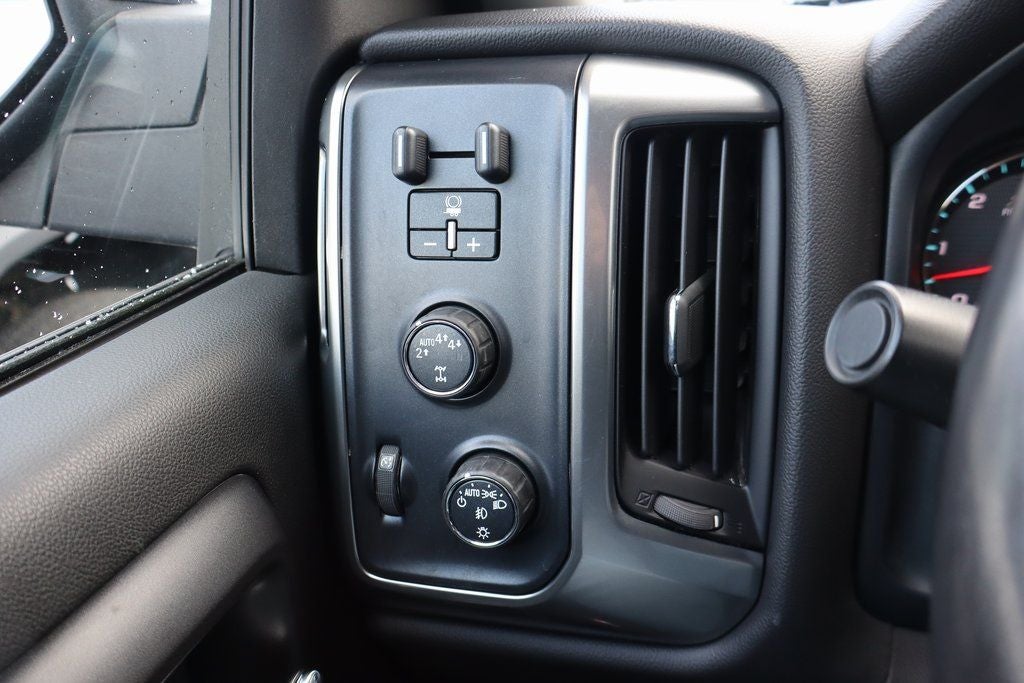 2017 Chevrolet Silverado 1500 LT LT2