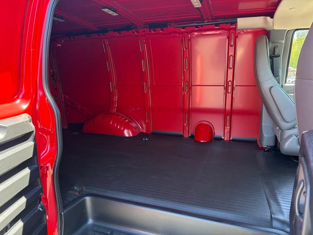 2026 Chevrolet Express 2500 Work Van Cargo